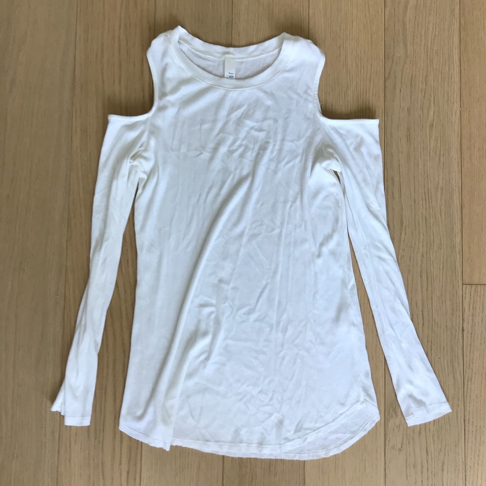 White cold shoulder long Sleeve